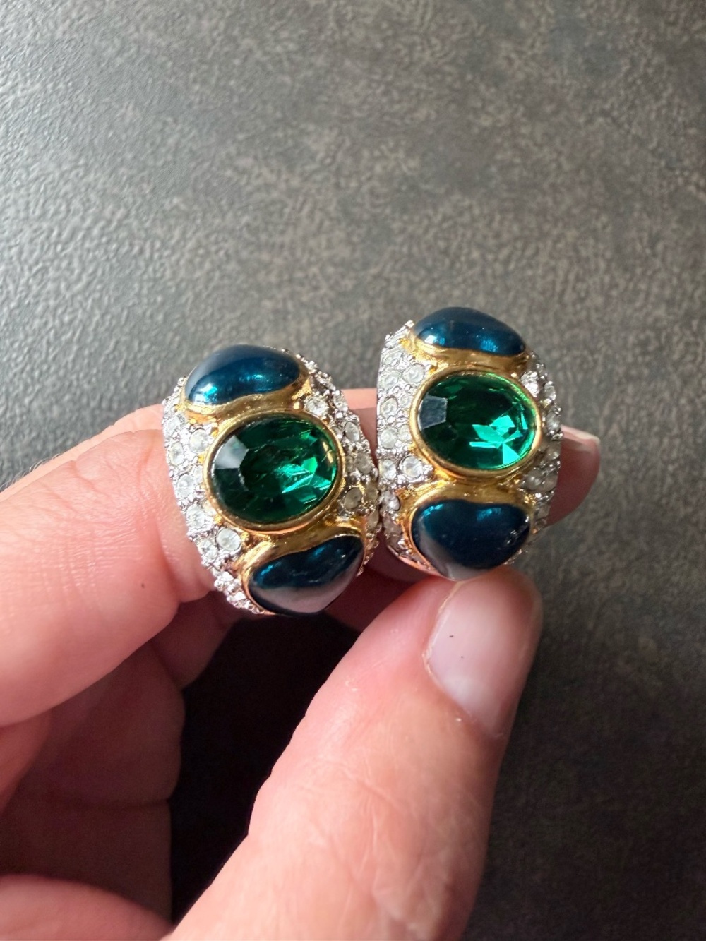 Vintage Signed Bijoux Cascio Italy Faux Emerald Cabochon Rhinestone Hoop Clip-on
